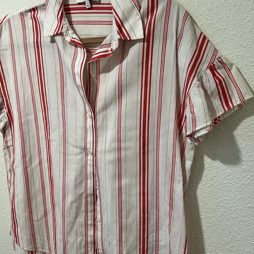 Madewell Short sleeve ruffled button down shirt